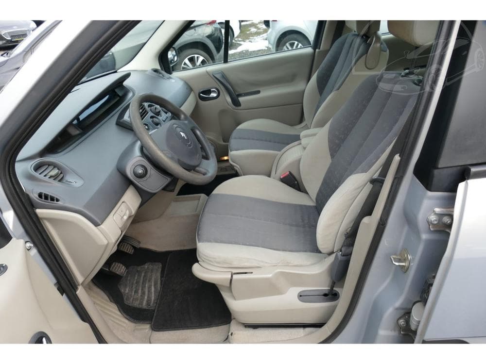 2005 Renault SCENIC - 17