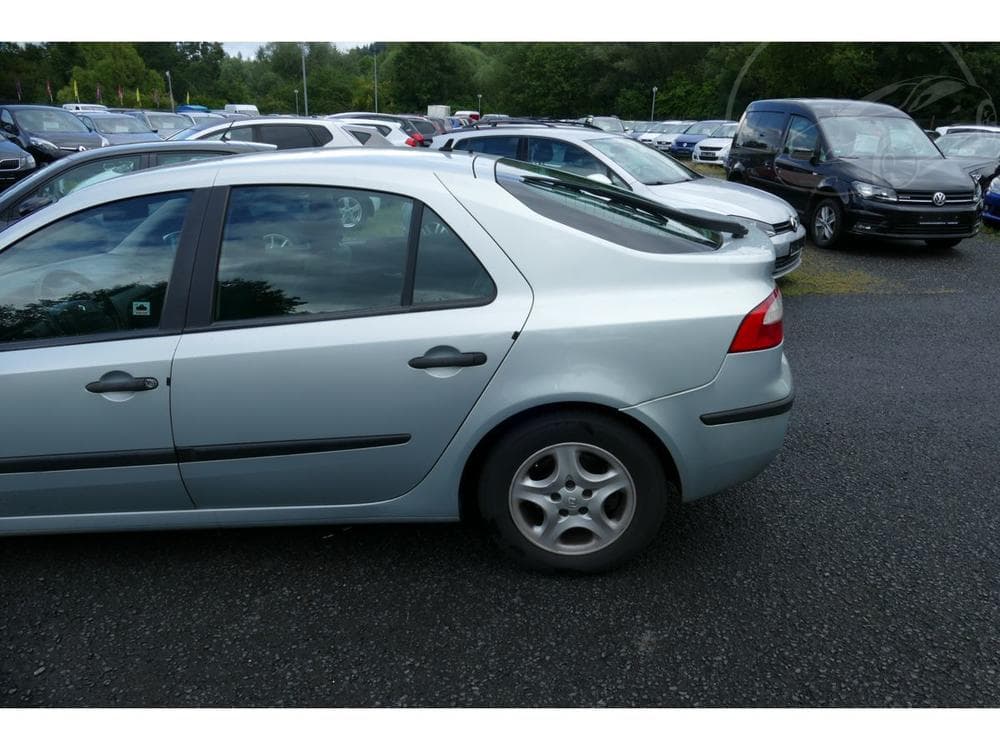 2004 Renault LAGUNA - 5