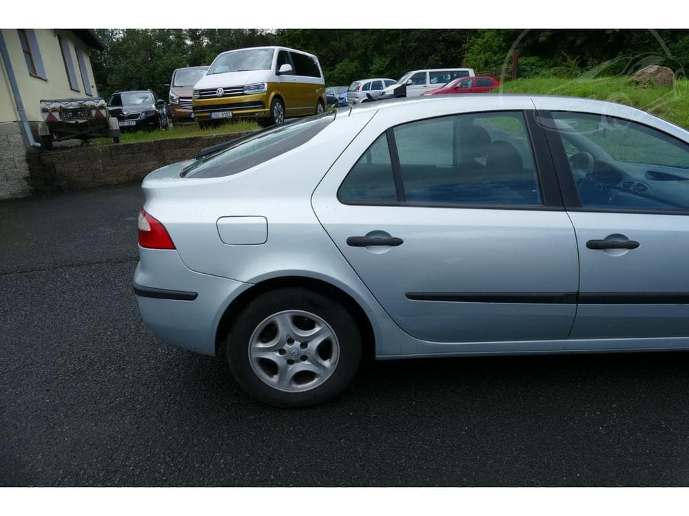 2004 Renault LAGUNA - 10