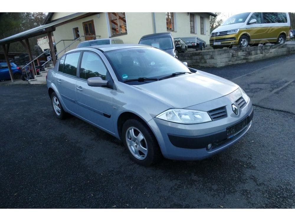 2004 Renault MEGANE - 12