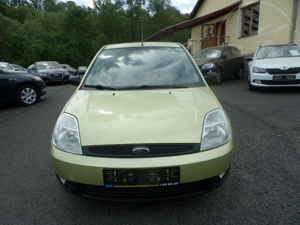 2004 Ford FIESTA - 2