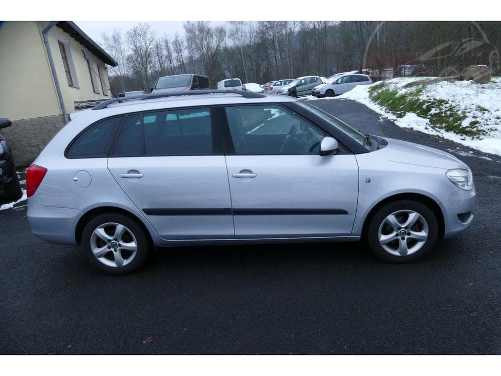 2011 Škoda FABIA - 10