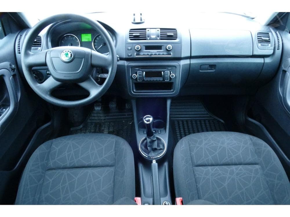 2011 Škoda FABIA - 15