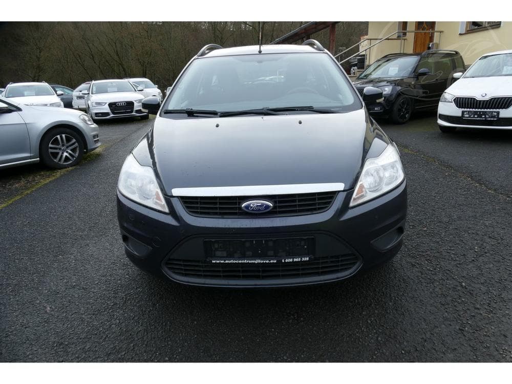 2010 Ford FOCUS - 2