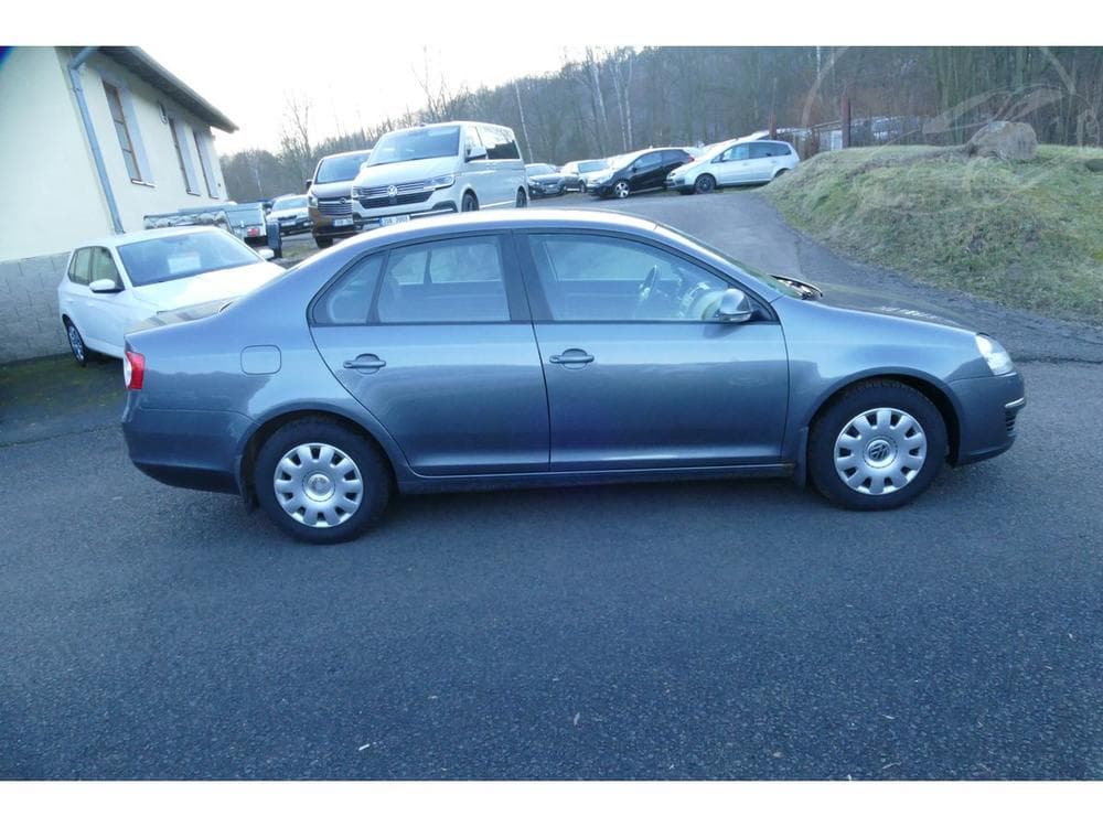 2009 Volkswagen JETTA - 9