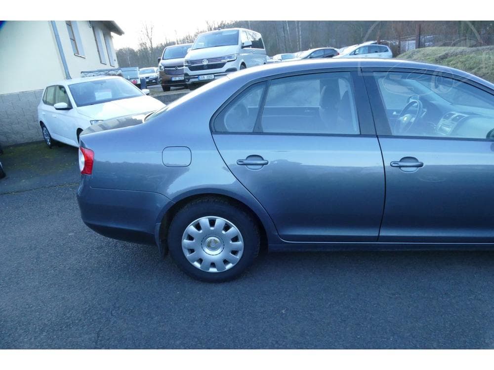 2009 Volkswagen JETTA - 10