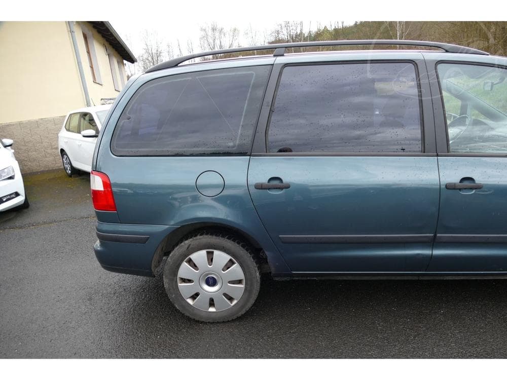 2003 Ford GALAXY - 10