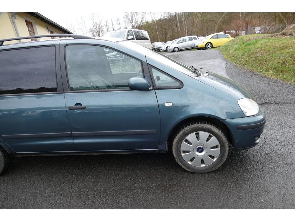 2003 Ford GALAXY - 11