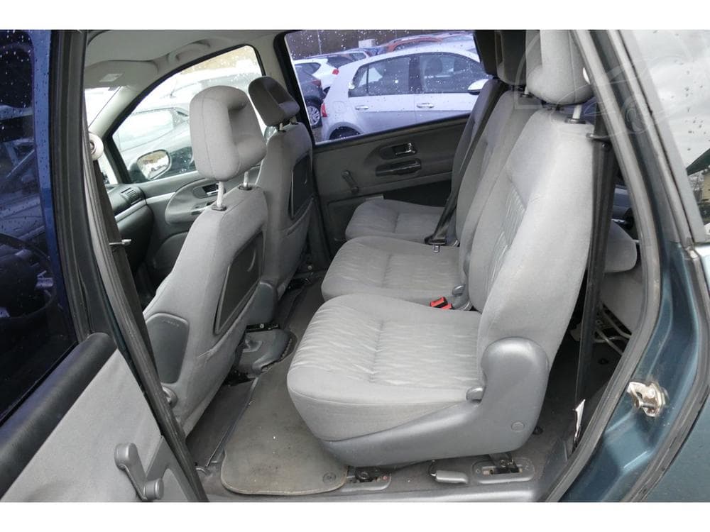 2003 Ford GALAXY - 17