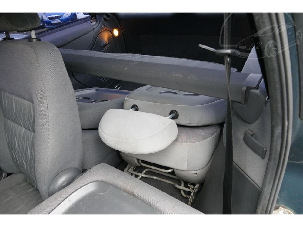 2003 Ford GALAXY - 18