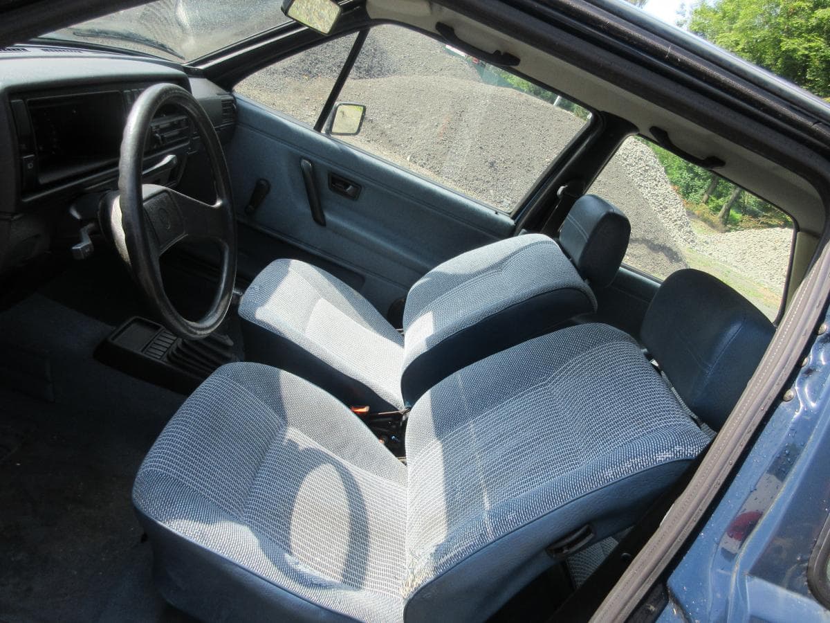 Volkswagen GOLF - 33