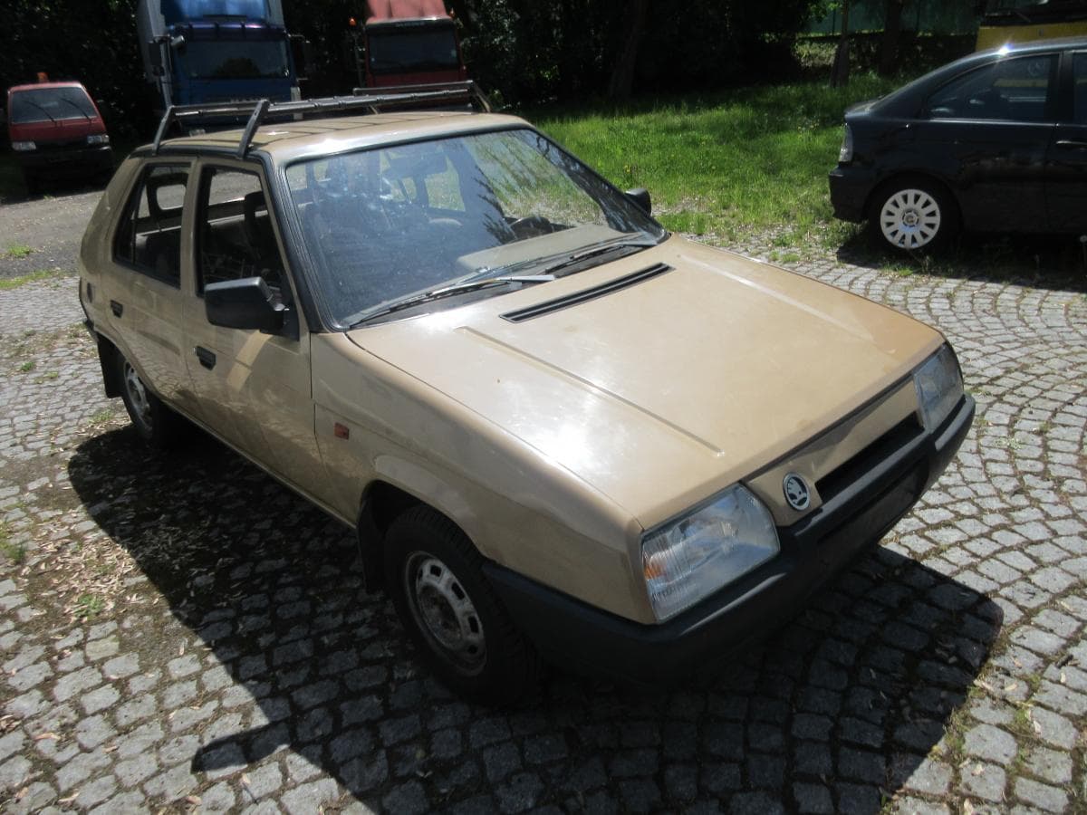 Škoda Favorit 136 1. majitel 