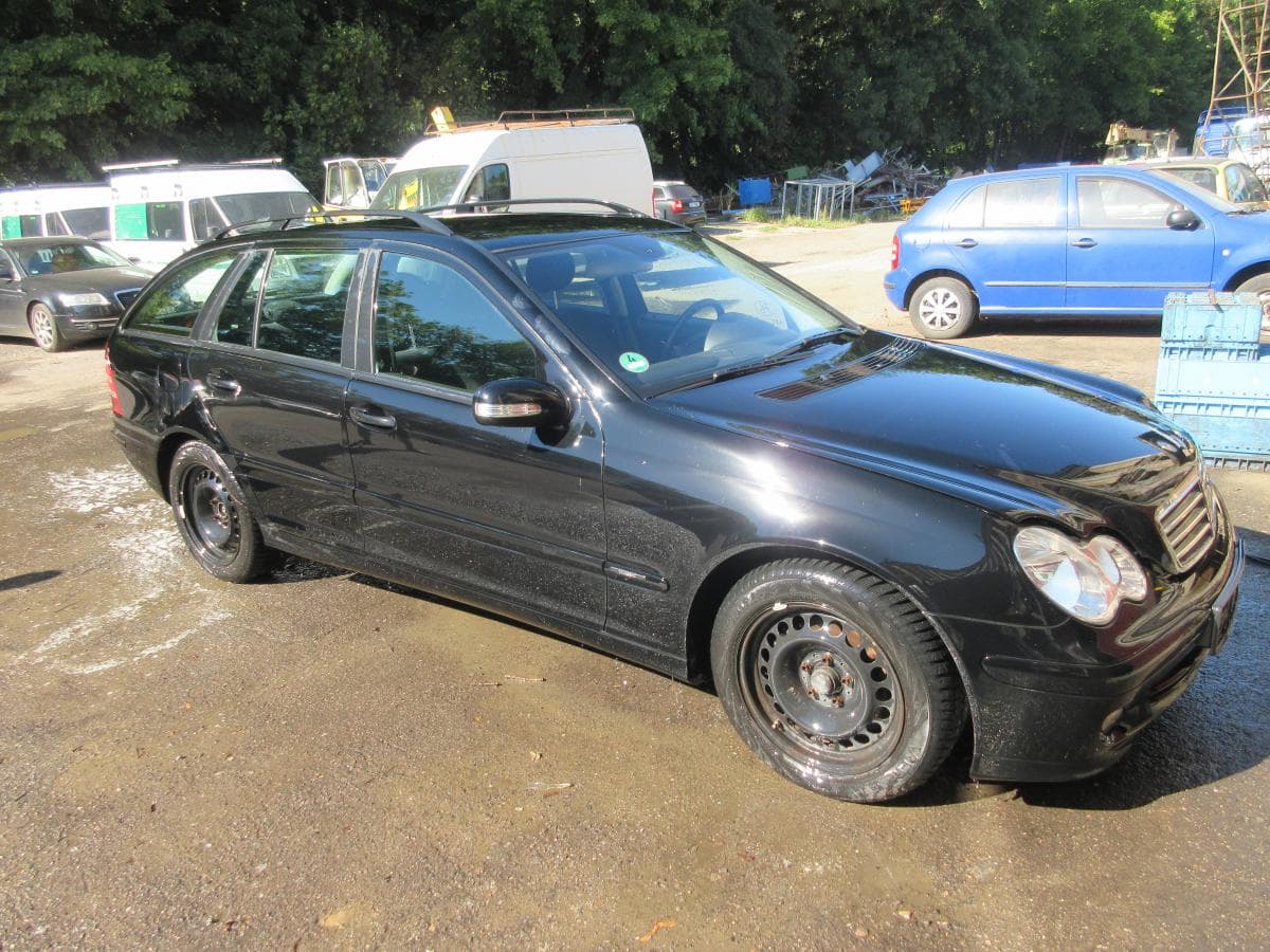 Mercedes-Benz 220 CDI 