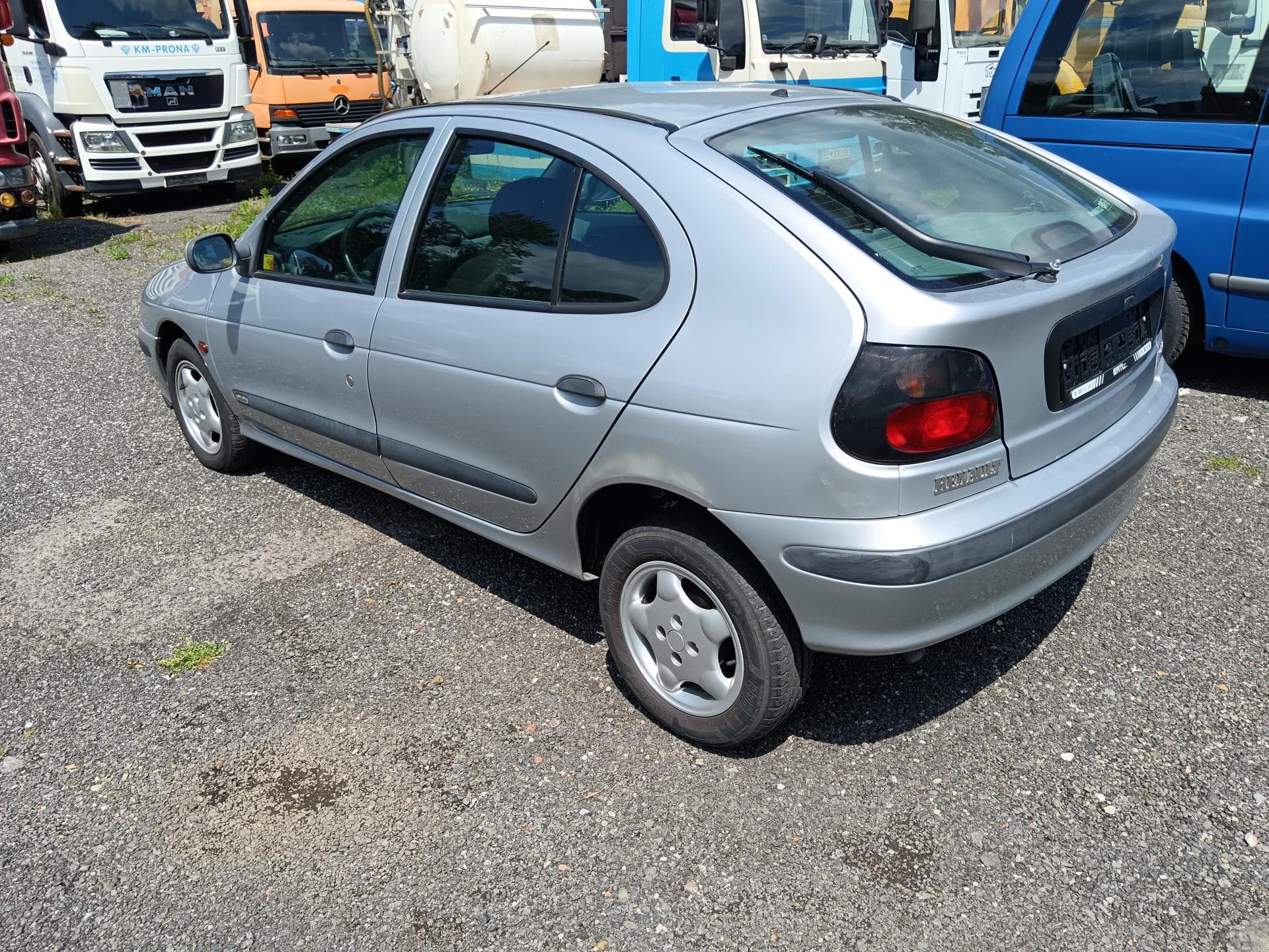 Renault MEGANE - 4