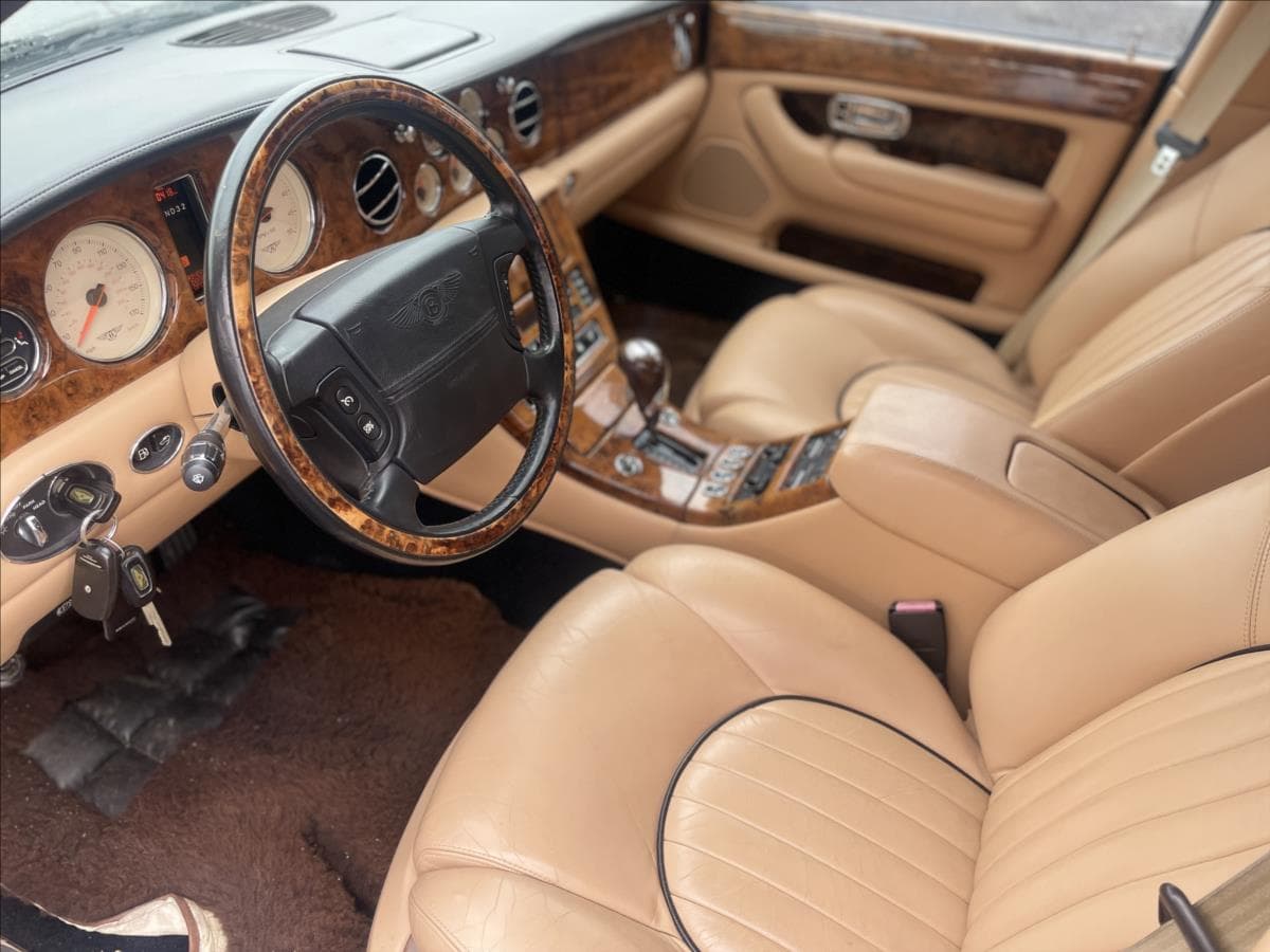 2001 Bentley Arnage - 11