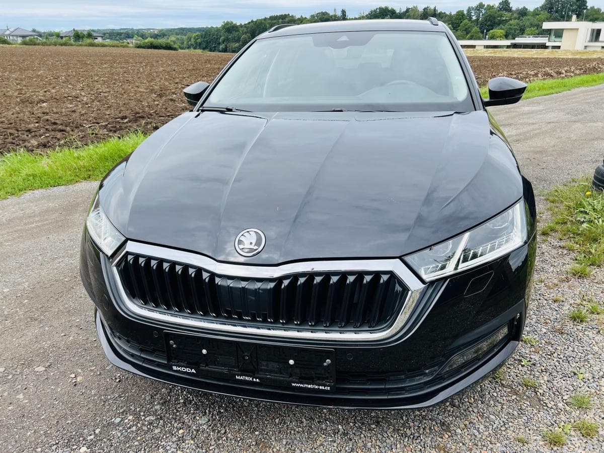 Škoda Octavia - 2
