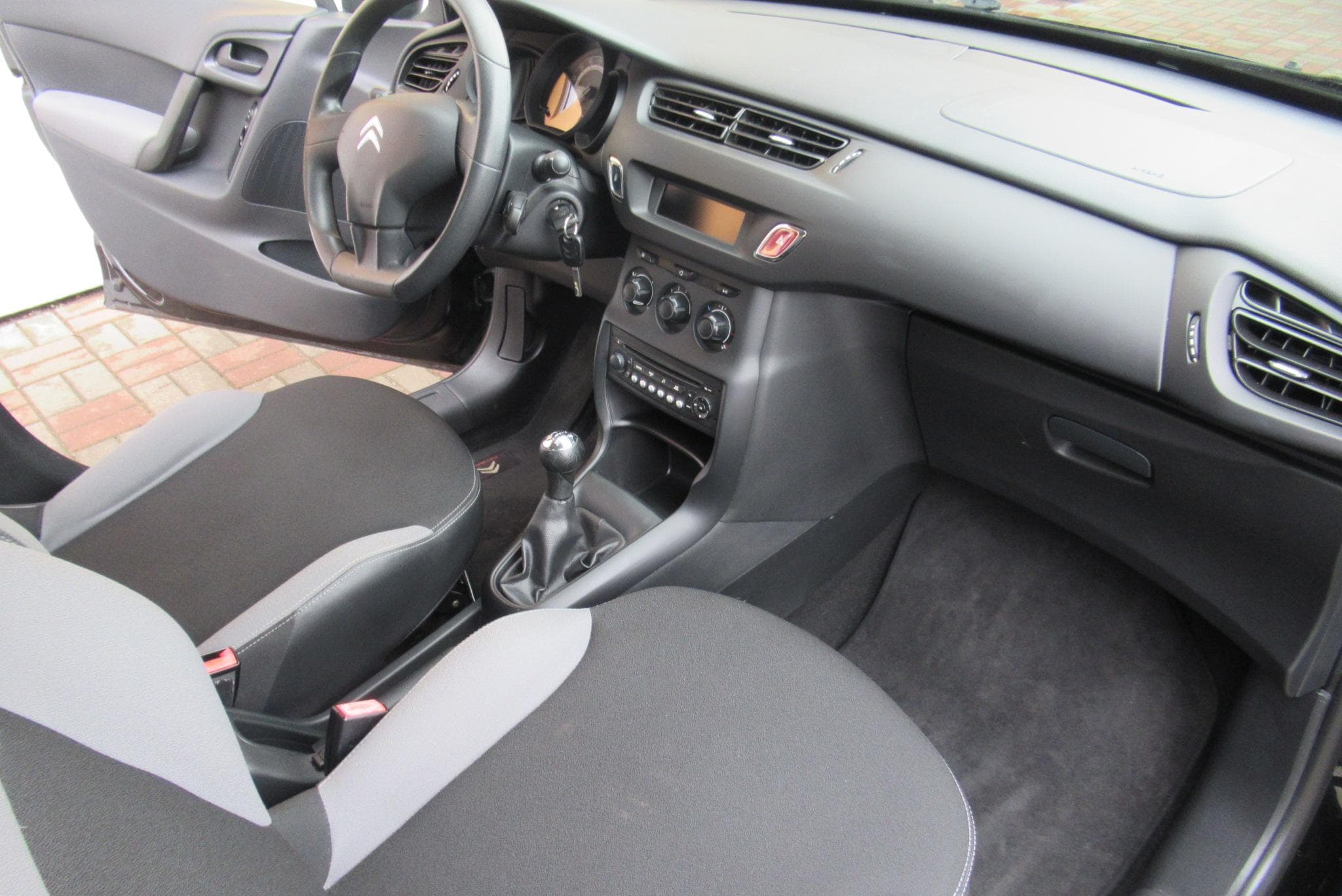2014 Citroen C3 - 11