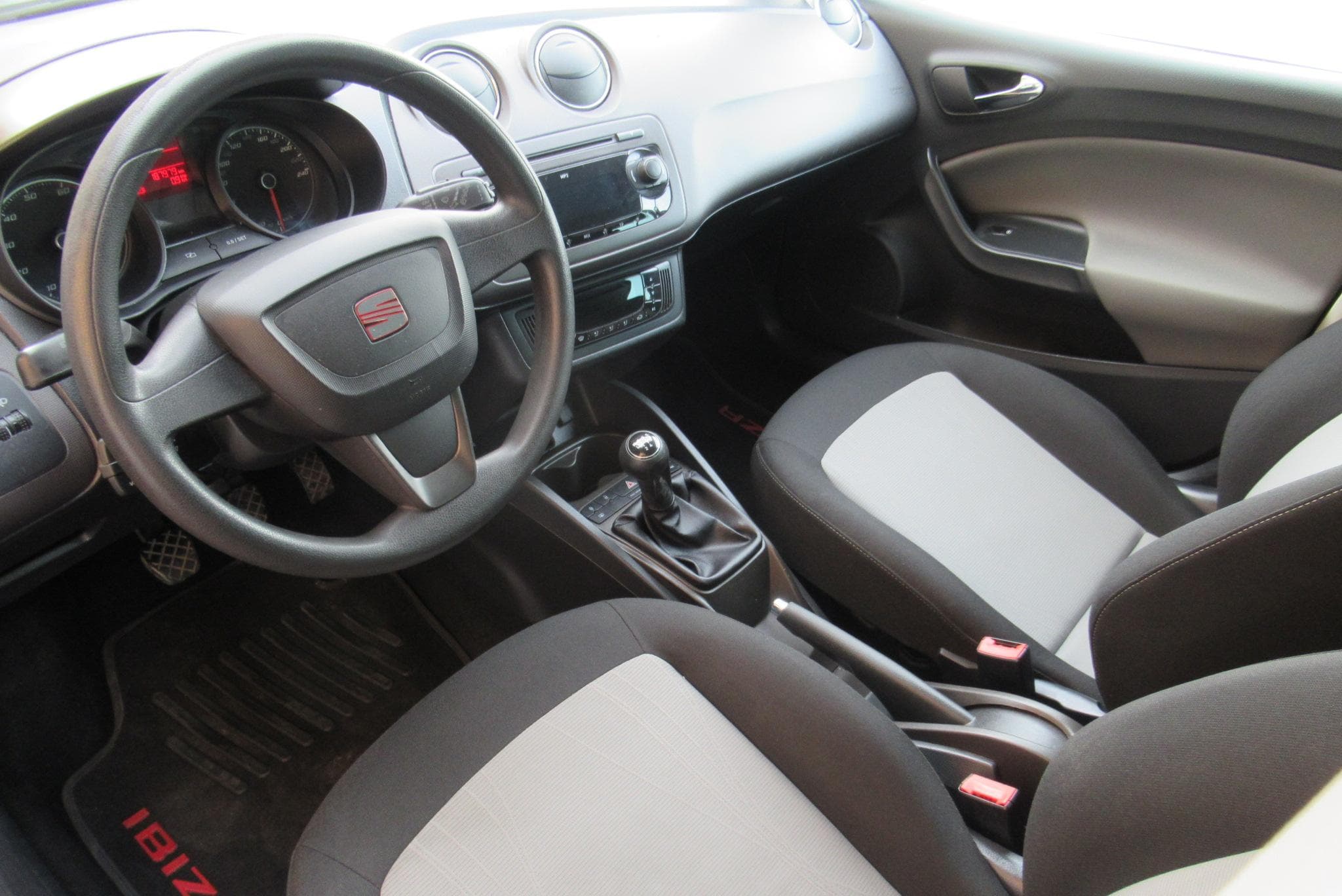 2012 Seat IBIZA - 9
