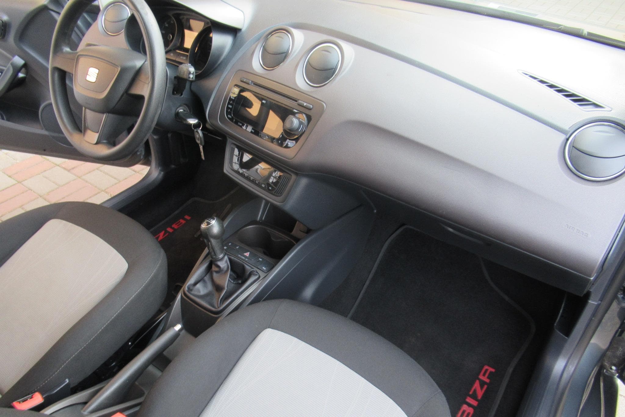 2012 Seat IBIZA - 11