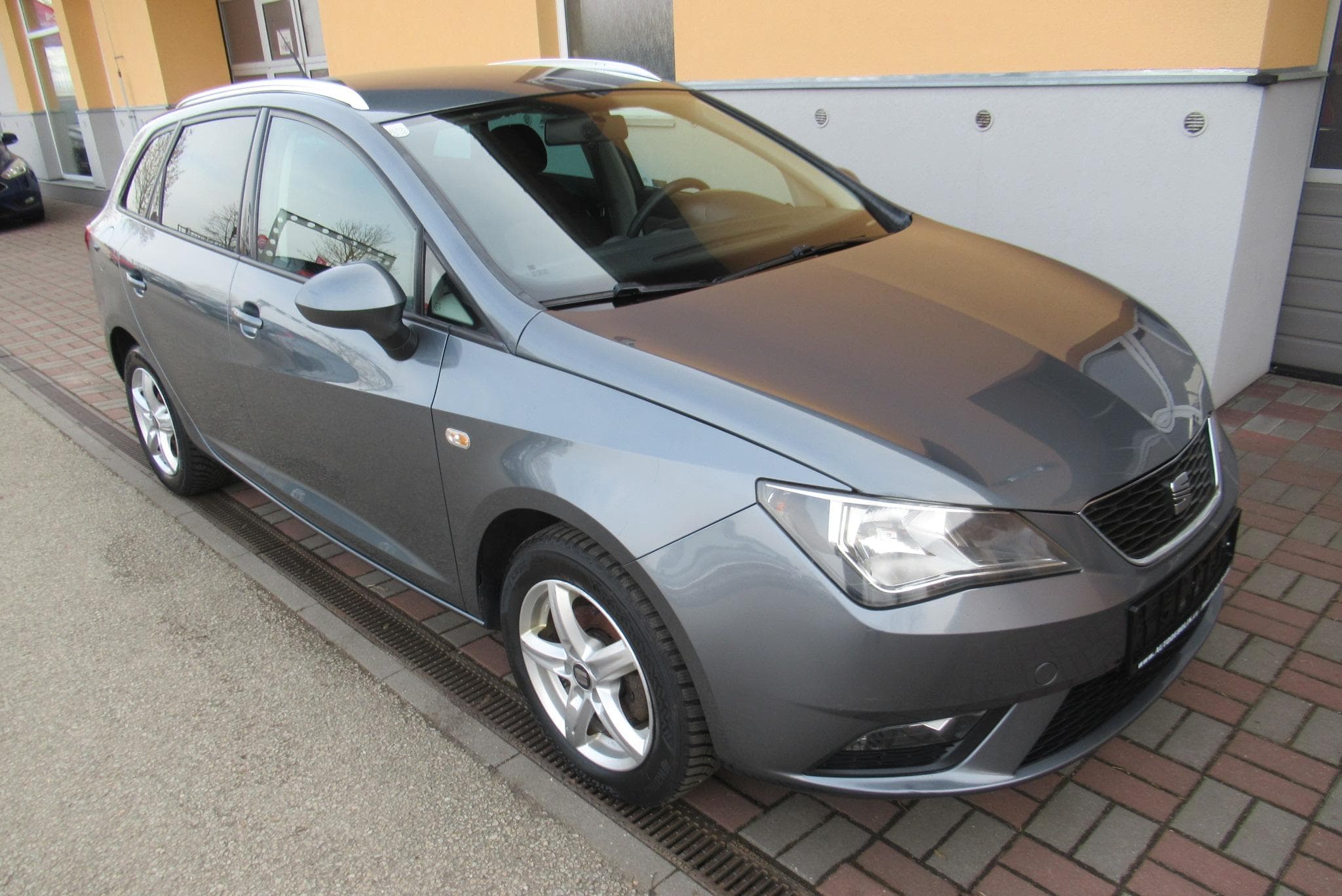 Seat Ibiza 1.2i  AUT. KLIMA TAŽNÉ