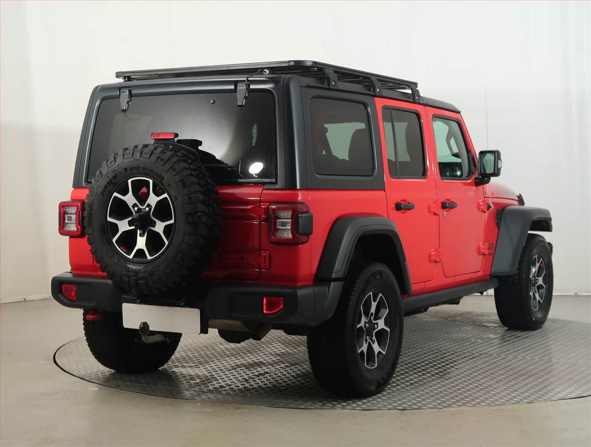 Jeep Wrangler - 5