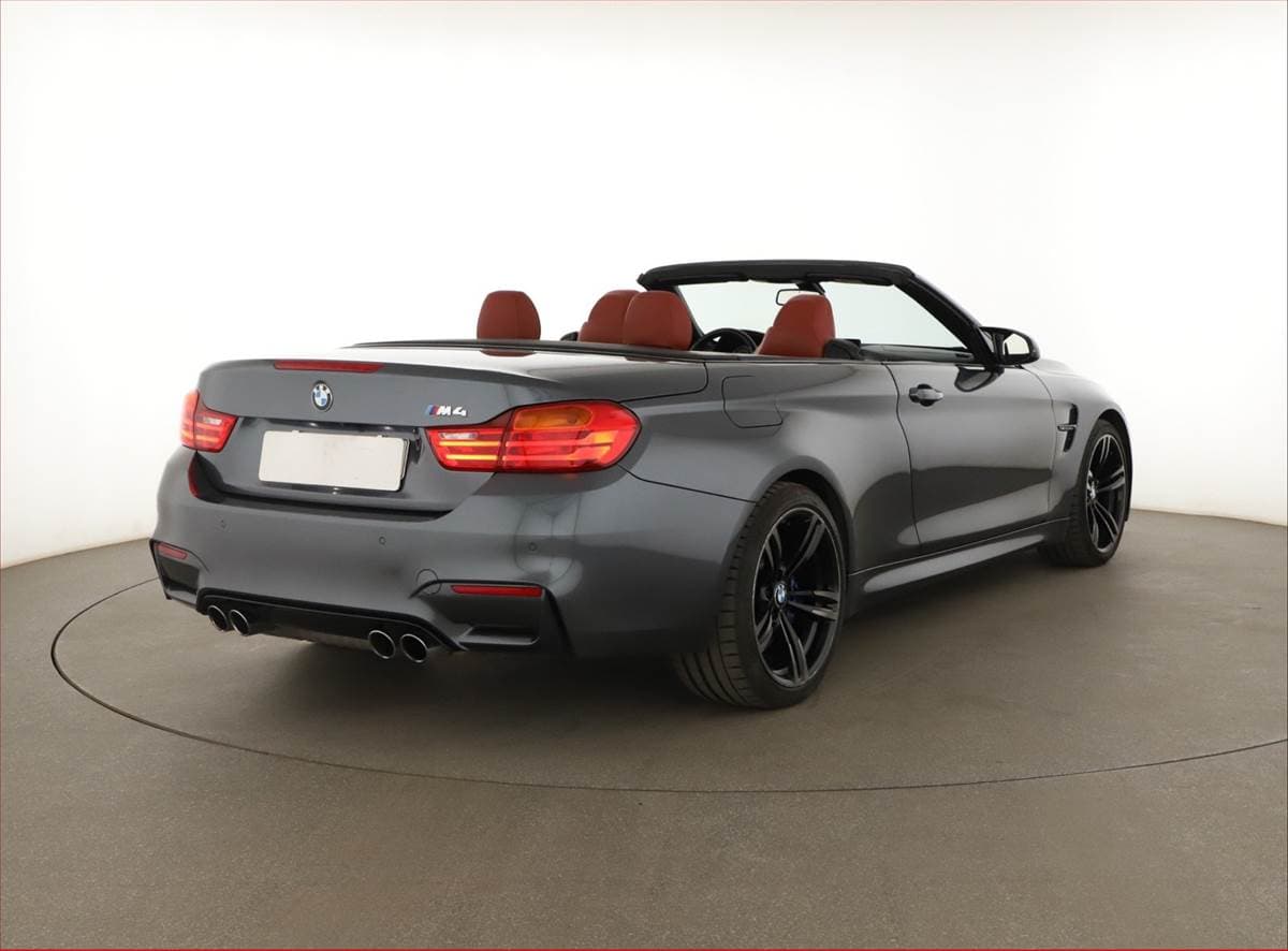 BMW M4 - 5