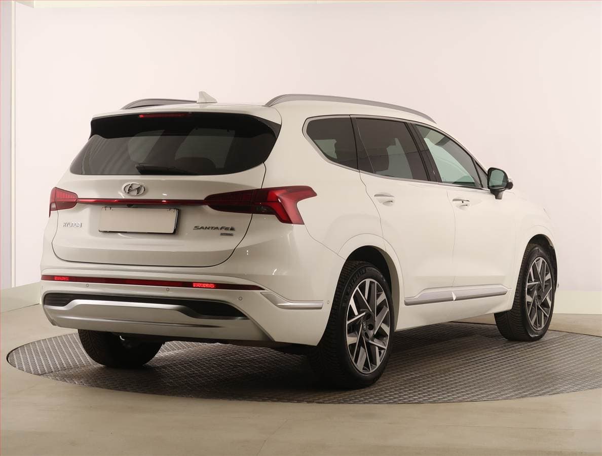 Hyundai Santa Fe - 5
