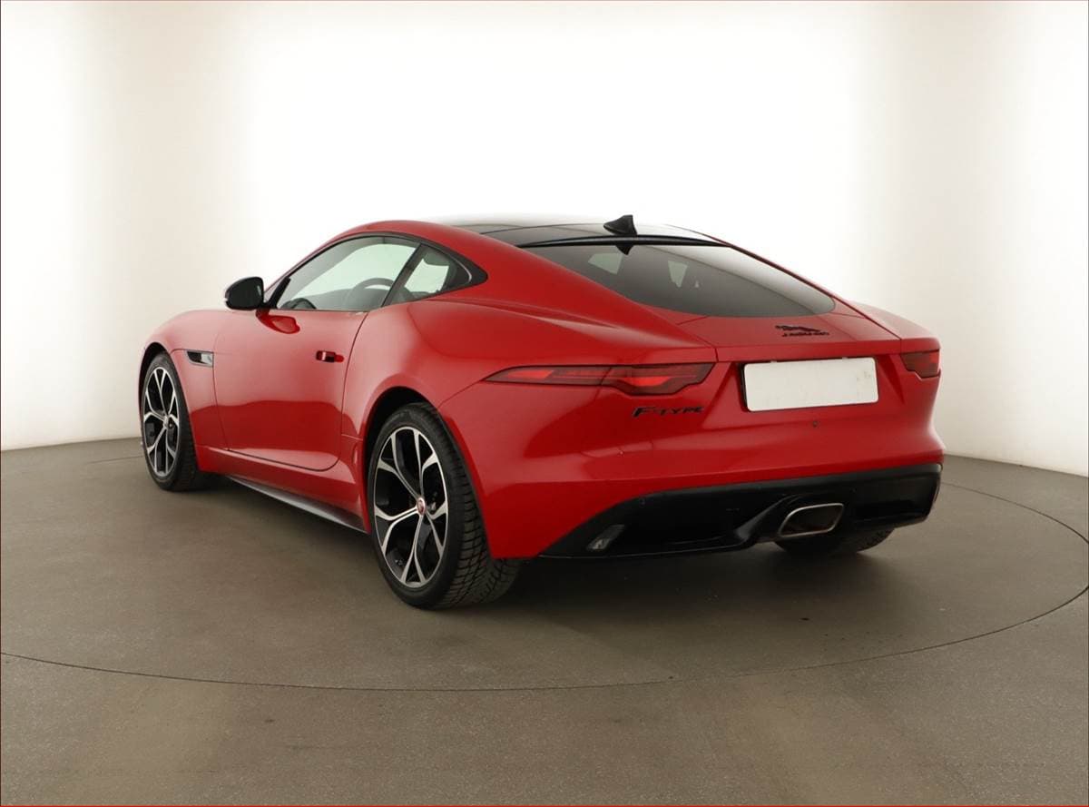 Jaguar F-TYPE - 4