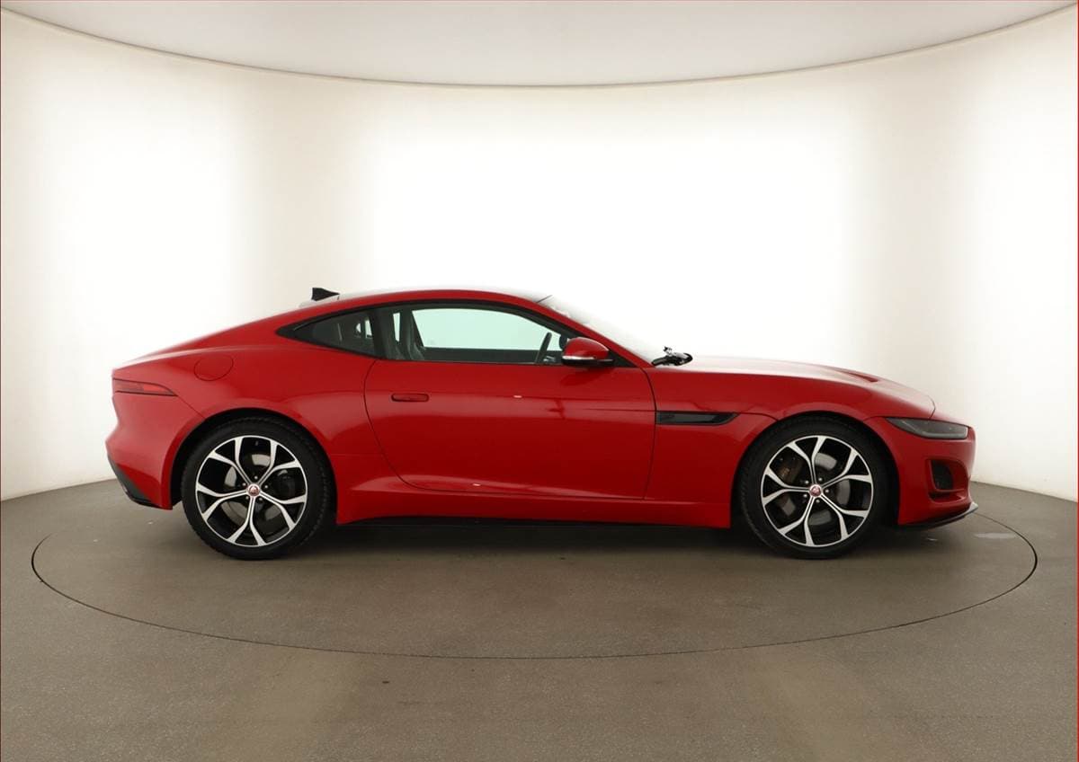 Jaguar F-TYPE - 6