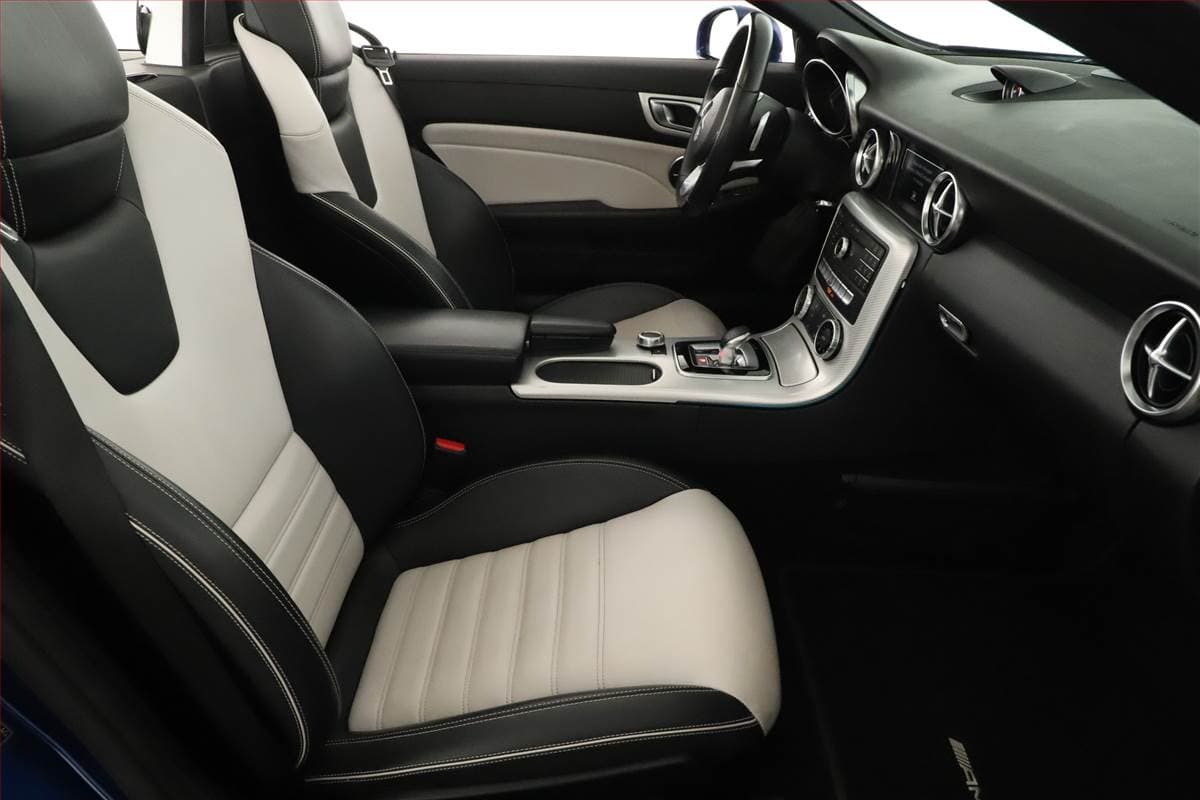 Mercedes-Benz Slc - 7