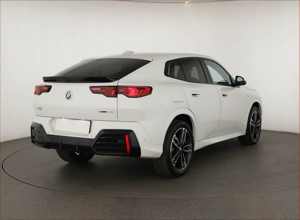 BMW X2 - 5