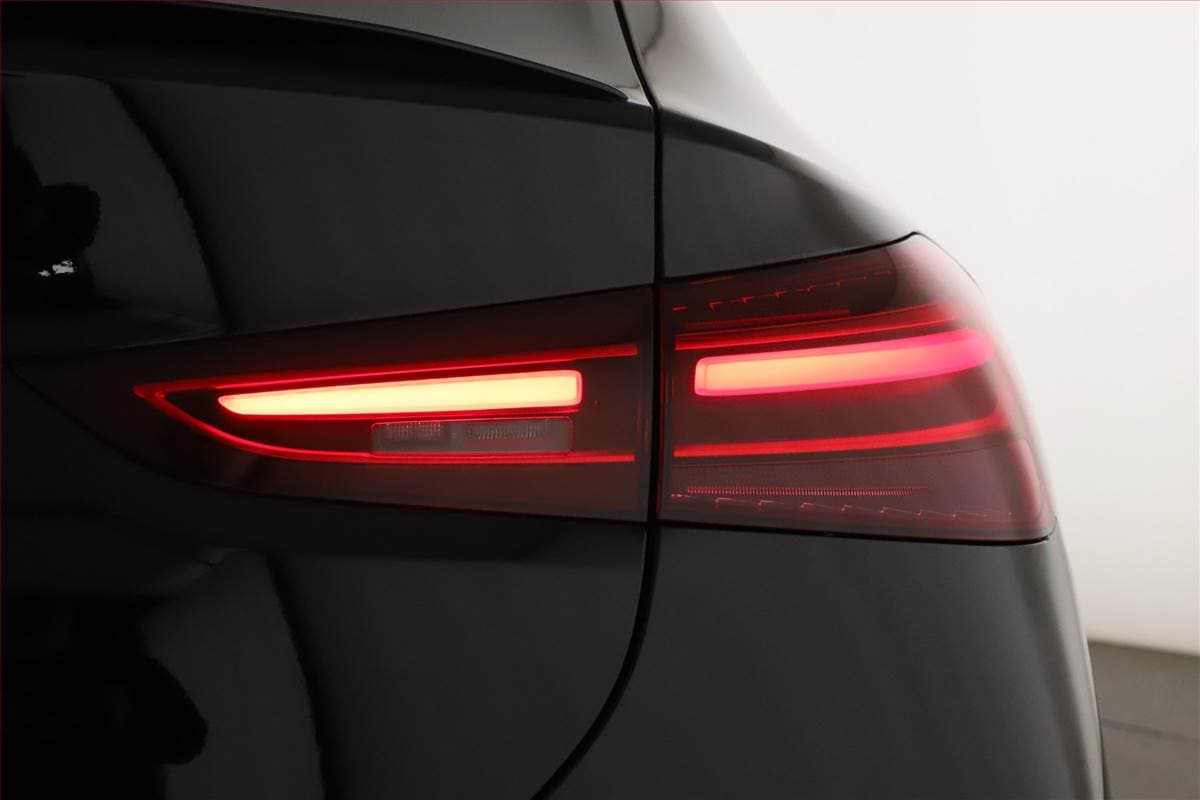 Mercedes-Benz GLE - 11