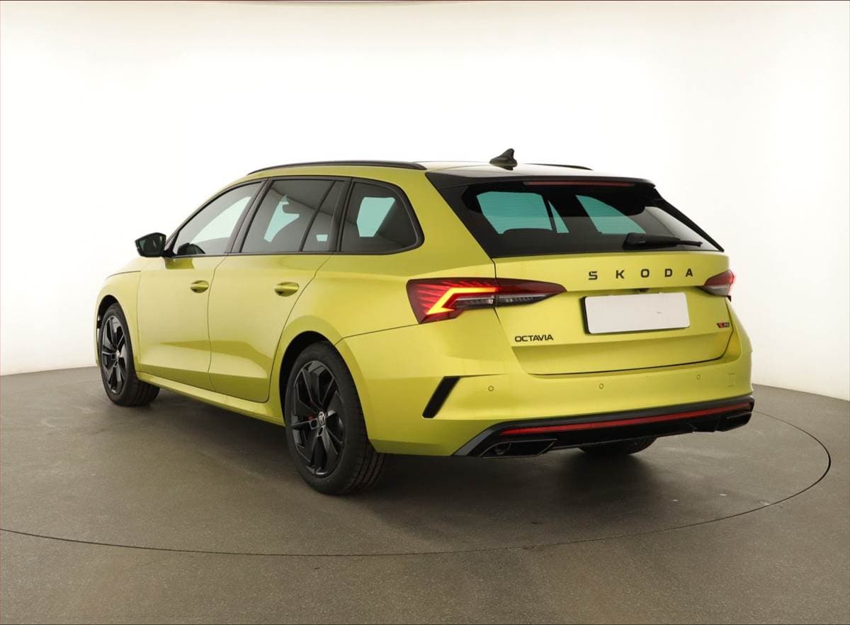 Škoda OCTAVIA - 4