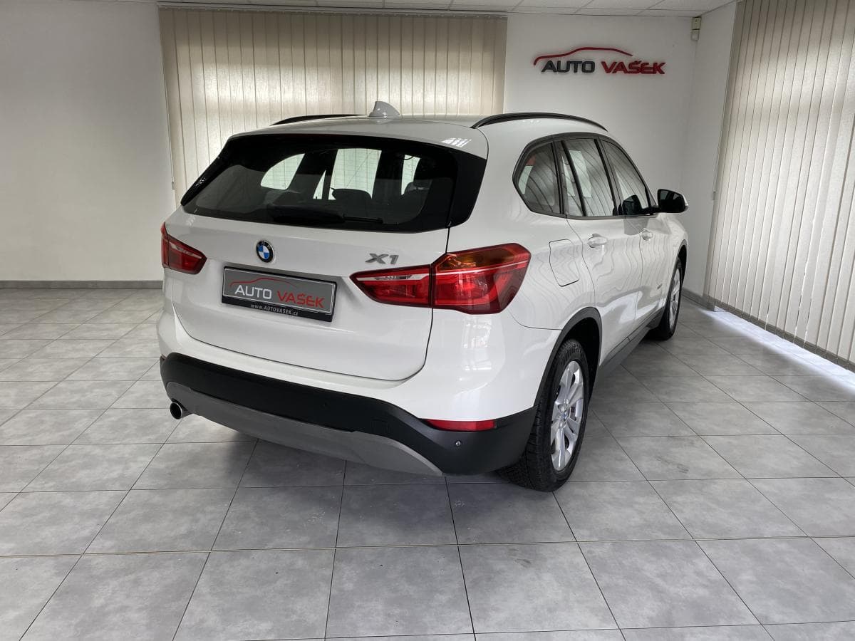 2016 BMW X1 - 11