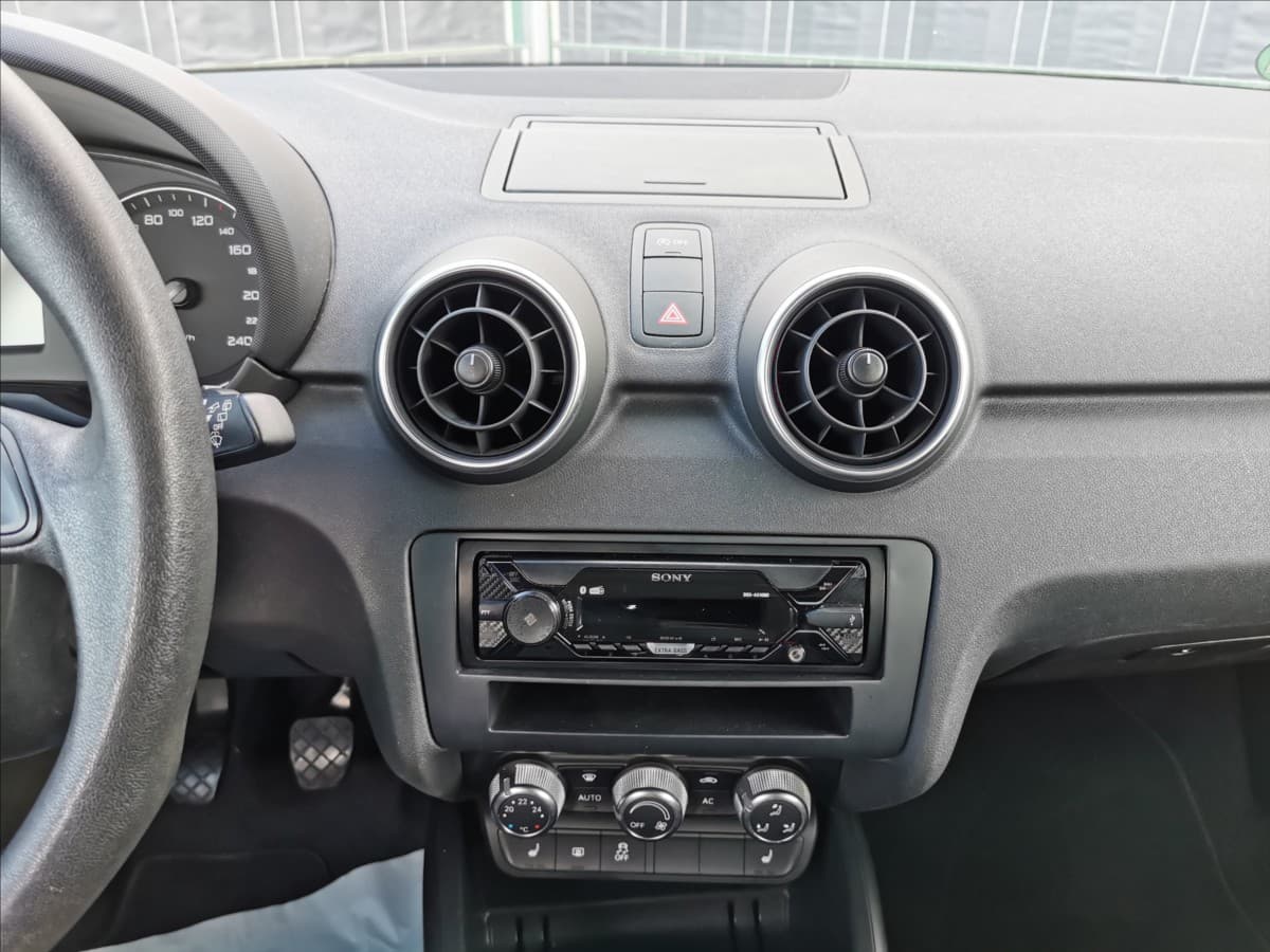 2012 Audi A1 - 9