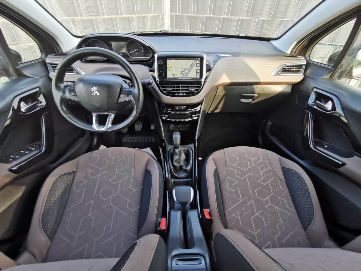 2013 Peugeot 2008 - 5