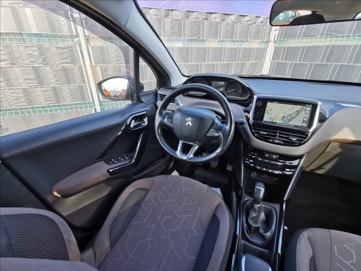 2013 Peugeot 2008 - 6