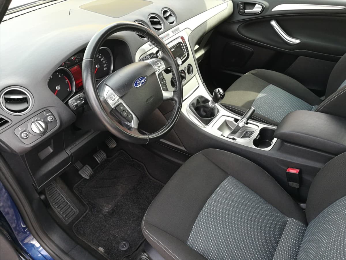 2011 Ford GALAXY - 10