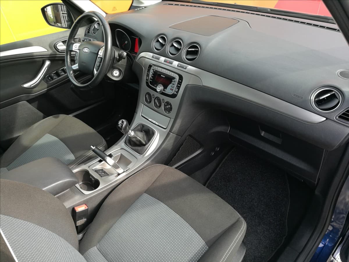 2011 Ford GALAXY - 11