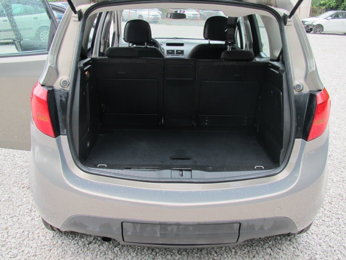 2010 Opel Meriva - 11