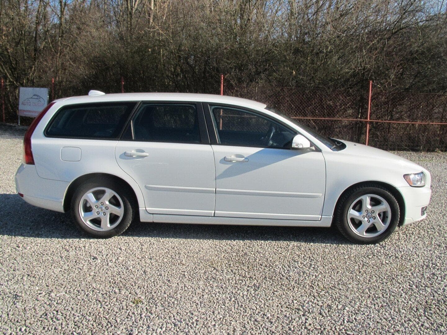 2011 Volvo V50 - 7