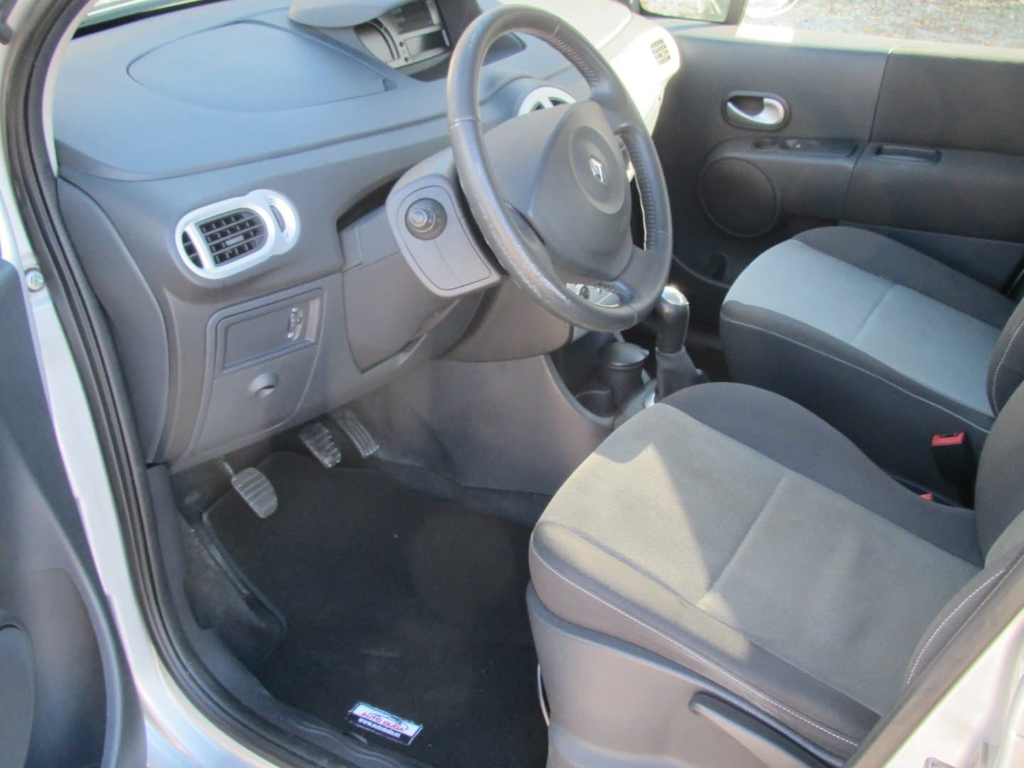 2008 Renault MODUS - 9