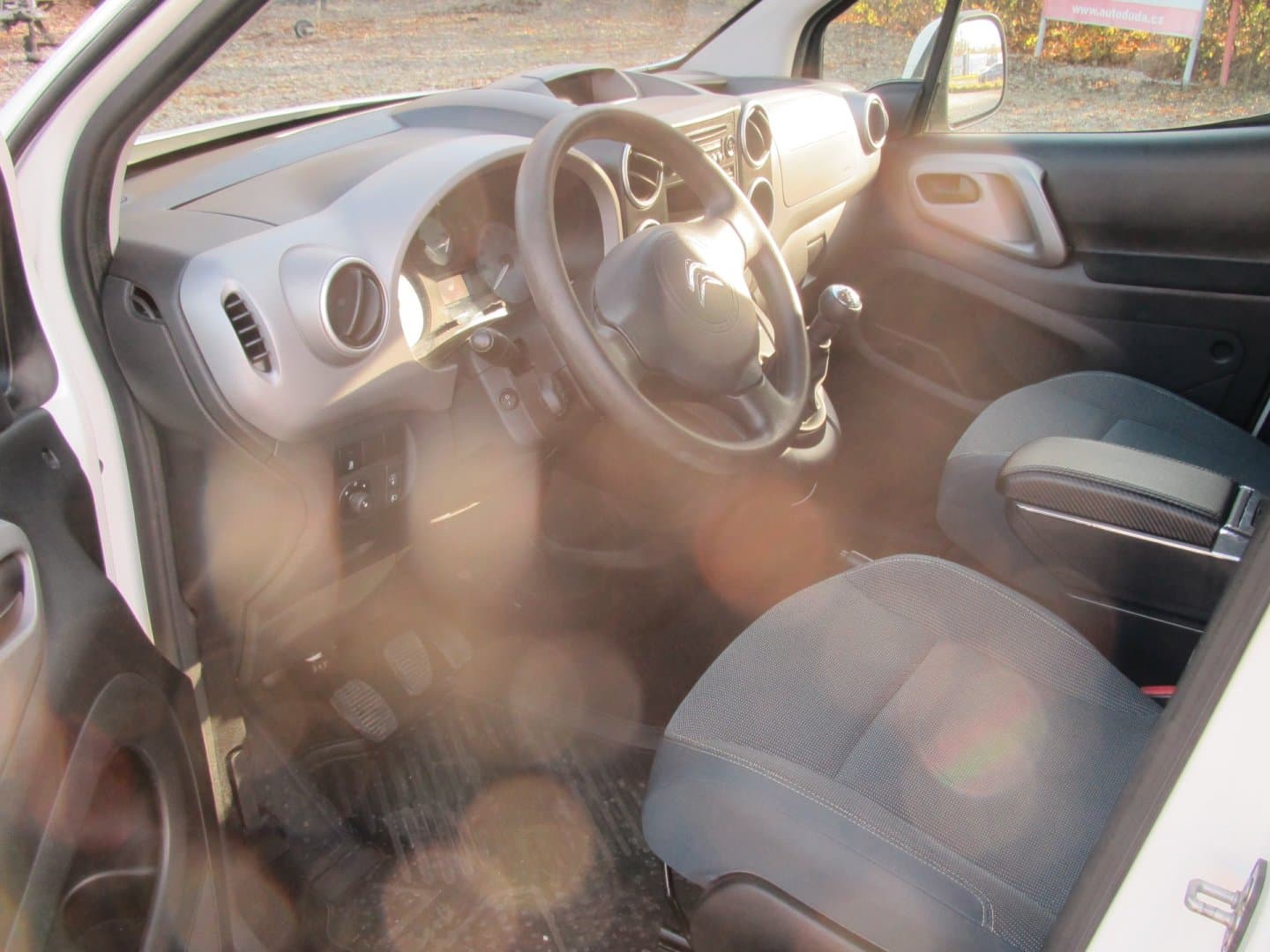 2018 Citroen Berlingo - 11