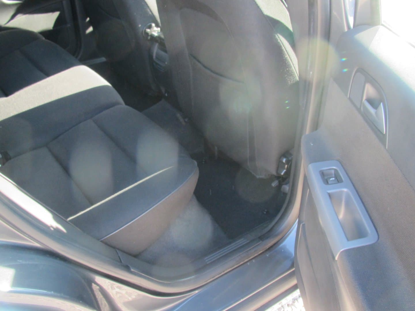 2010 Volvo V50 - 12