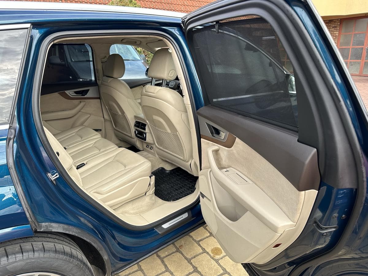Audi Q7 - 8