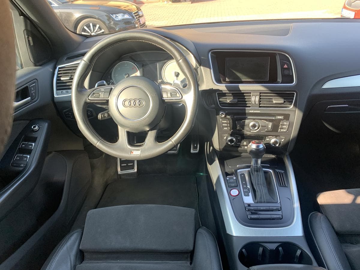 2014 Audi SQ5 - 10