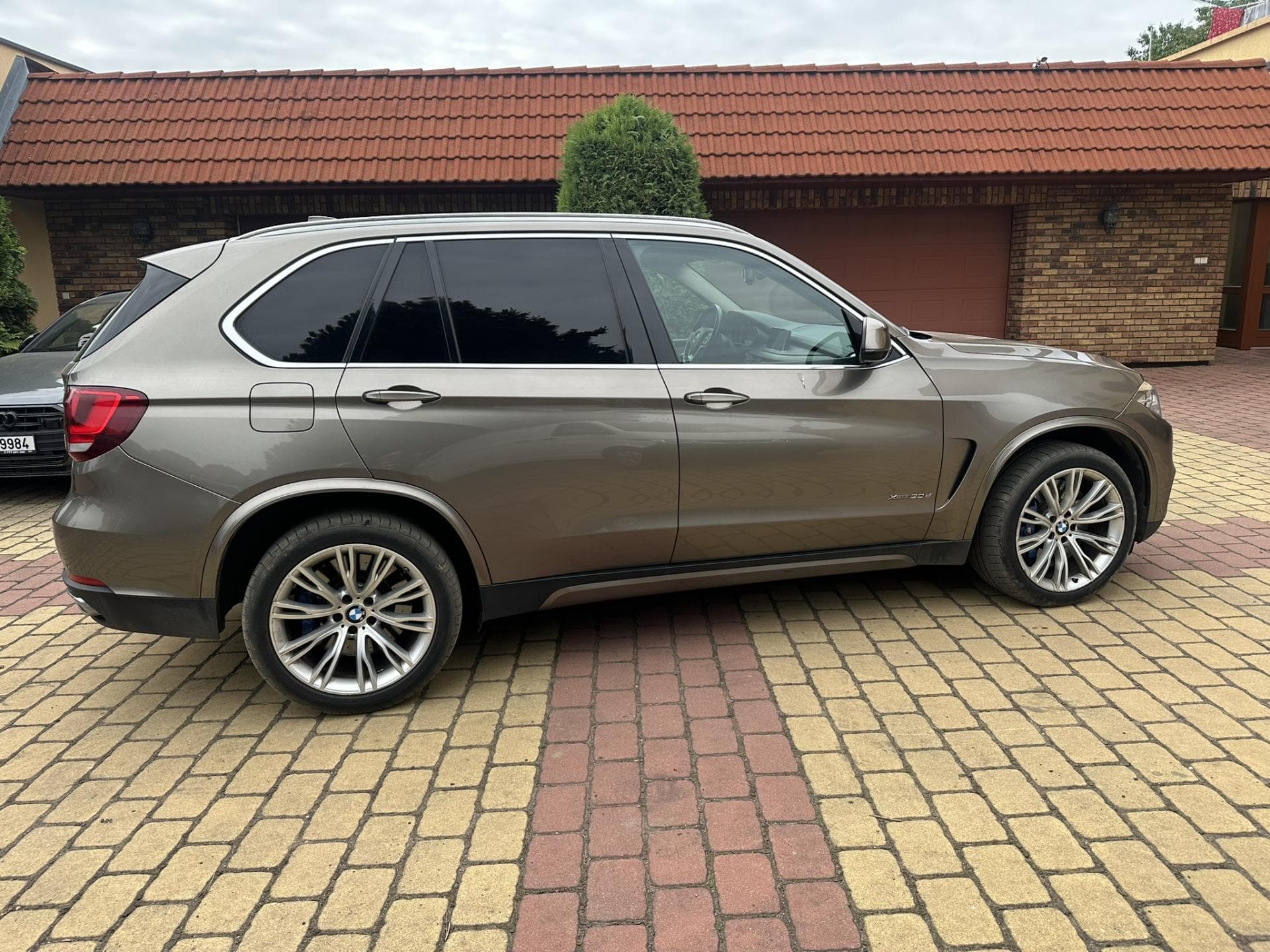 2017 BMW X5 - 4