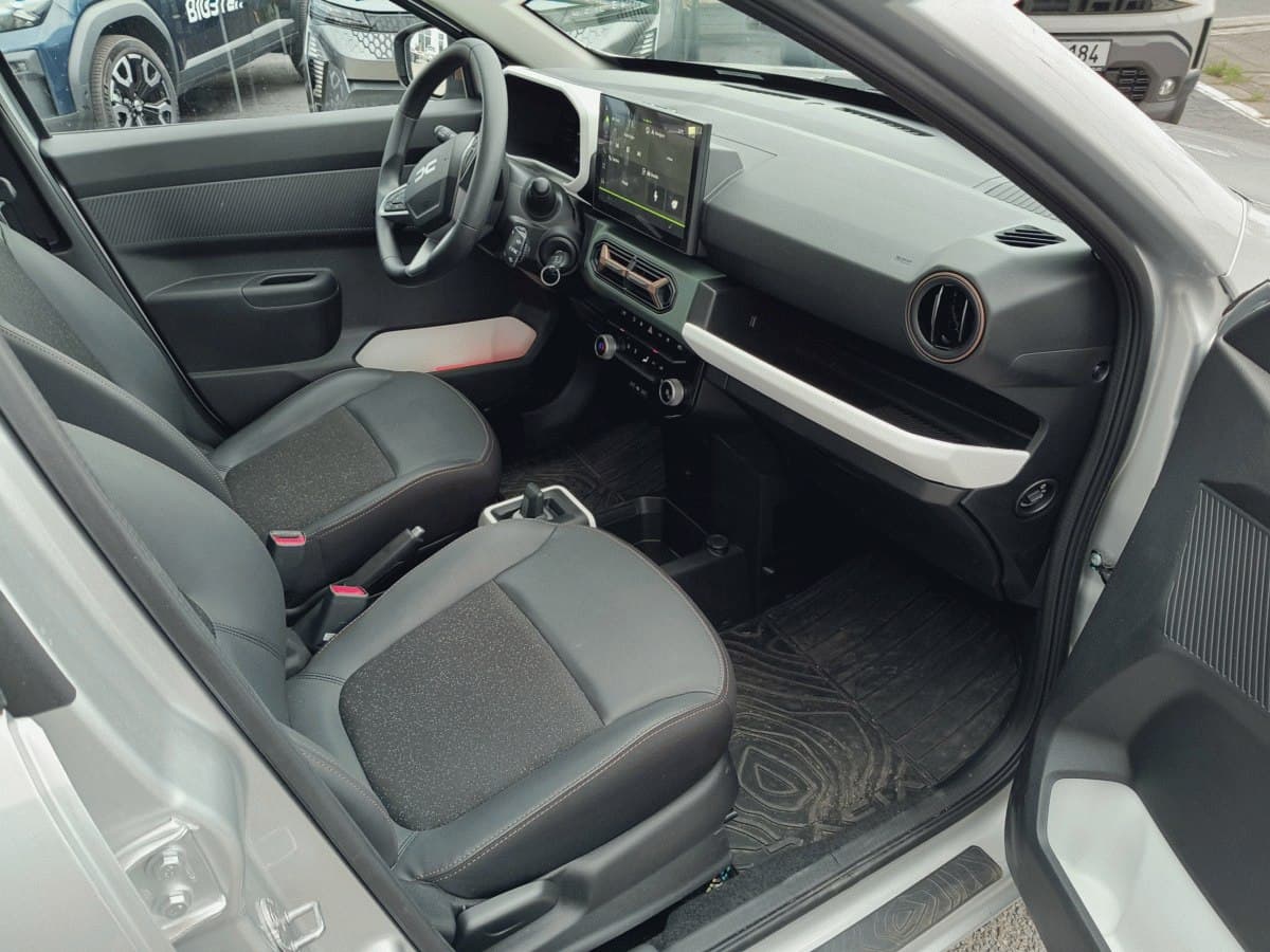 Dacia SPRING - 11