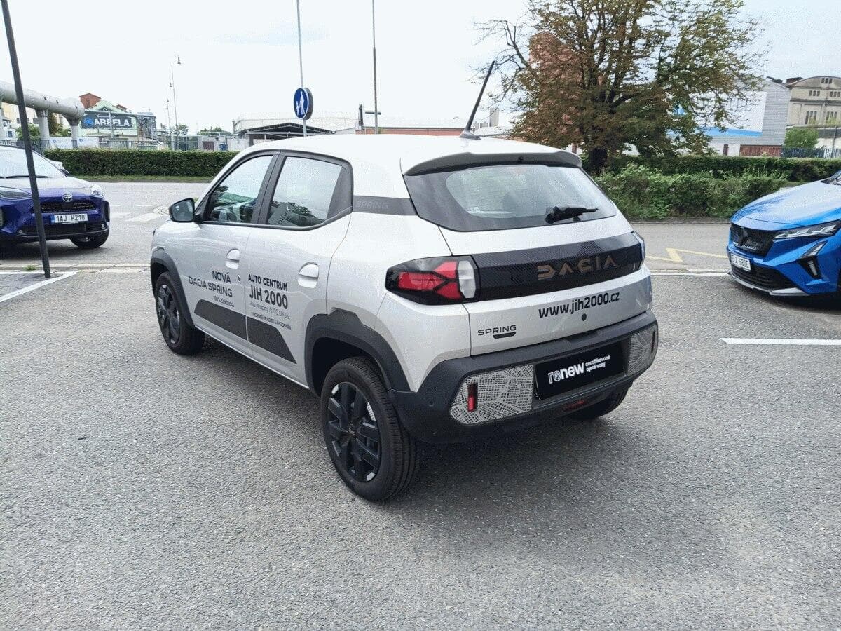 Dacia SPRING - 7