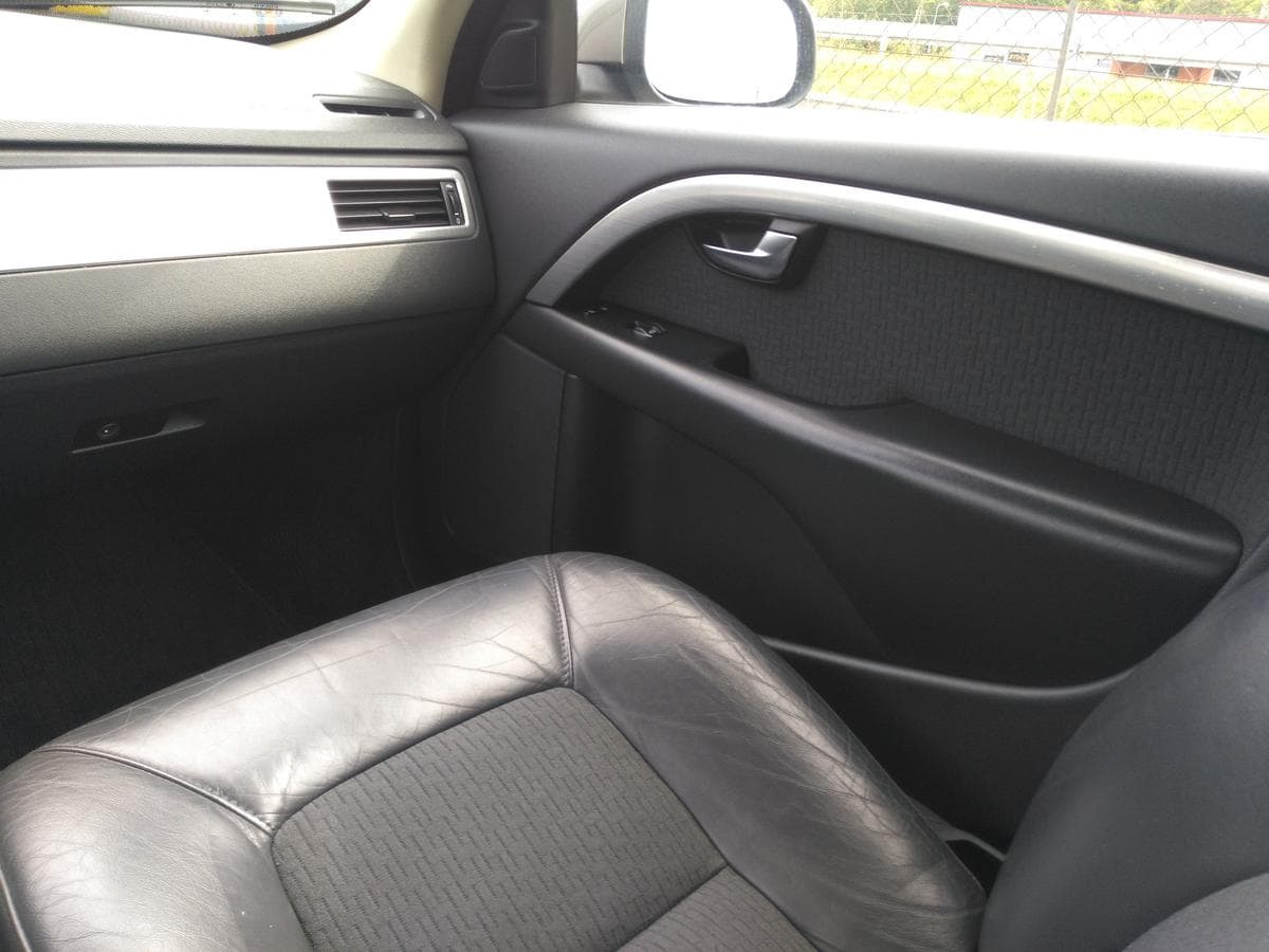 2007 Volvo V70 - 12